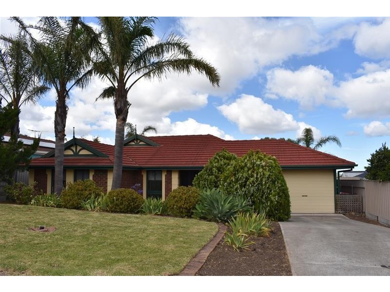 81 Mawson Circuit, Woodcroft SA 5162