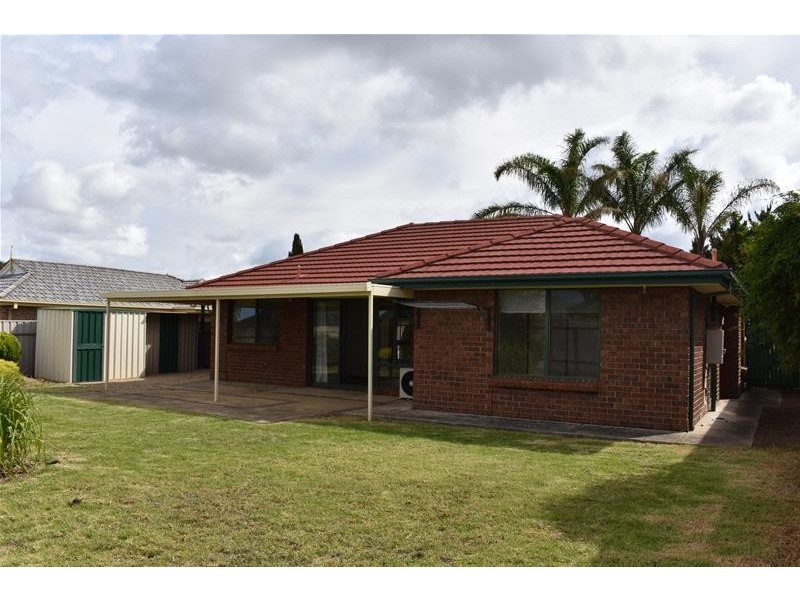 81 Mawson Circuit, Woodcroft SA 5162