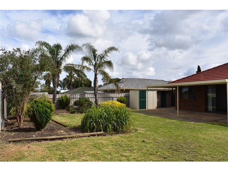 81 Mawson Circuit, Woodcroft SA 5162