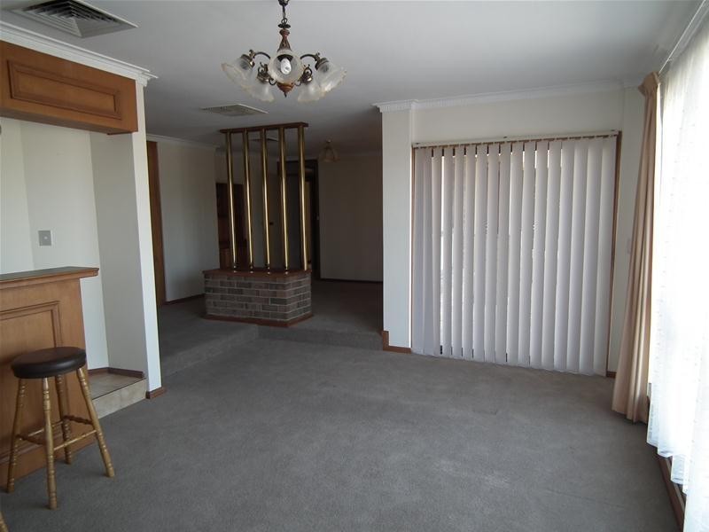 216 Perry Barr Road, Hallett Cove SA 5158