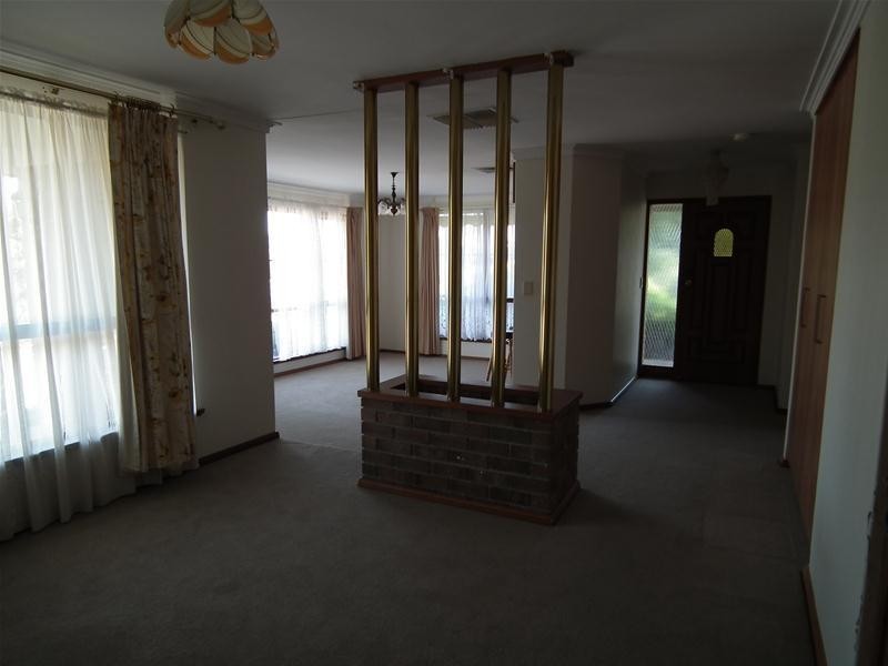 216 Perry Barr Road, Hallett Cove SA 5158