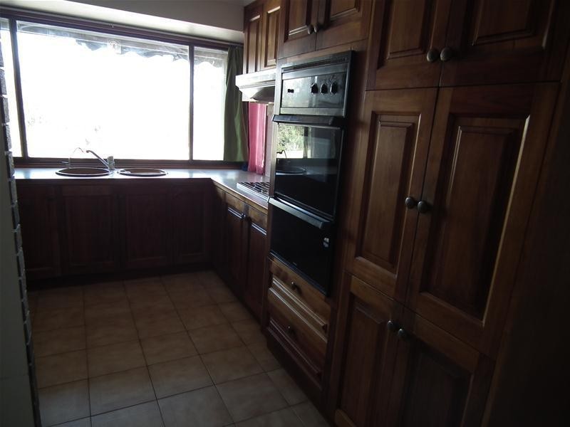 216 Perry Barr Road, Hallett Cove SA 5158