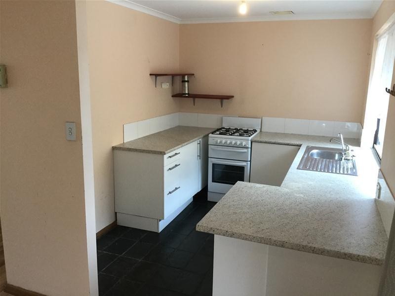 57 Lynlee Crescent, Huntfield Heights SA 5163