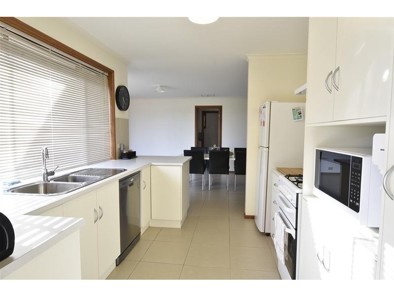 46 Antonia Circuit, Hallett Cove SA 5158