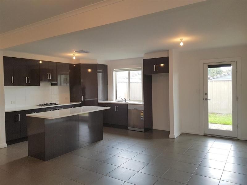 4/2 Geraldton Street, Port Noarlunga South SA 5167