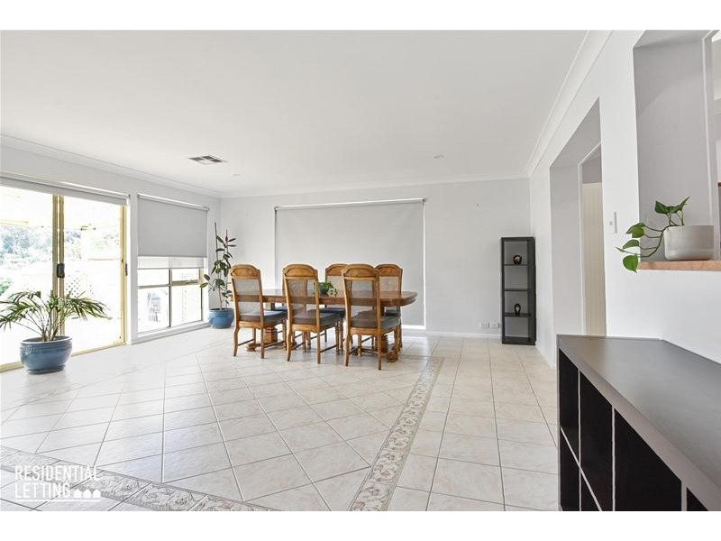 15 Glenloth Drive, Happy Valley SA 5159