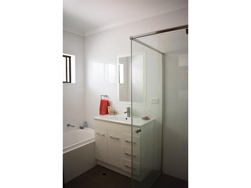 11 Bellevue Drive, Bellevue Heights SA 5050