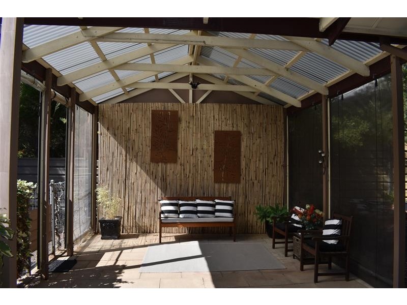 11 Bellevue Drive, Bellevue Heights SA 5050