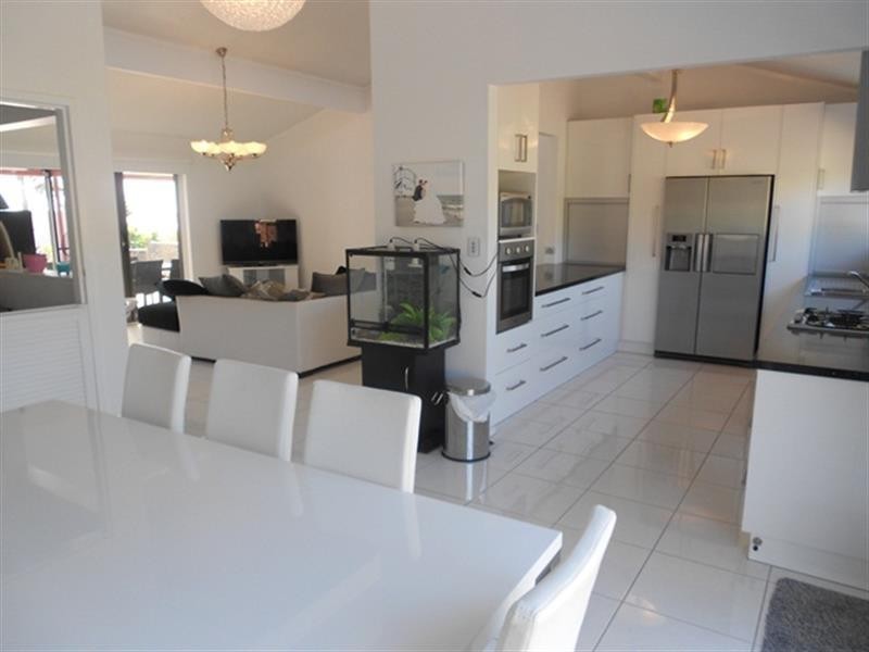 1 Hesperus Street, Hallett Cove SA 5158