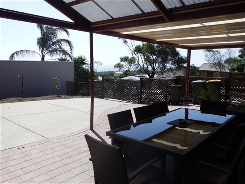 1 Hesperus Street, Hallett Cove SA 5158