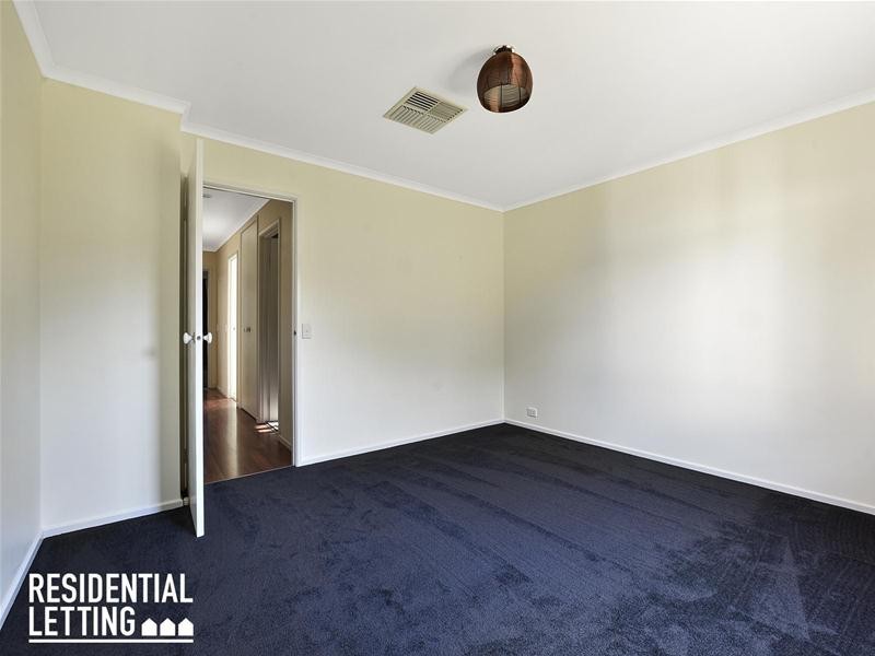 1 Excelsior Grove, Woodcroft SA 5162