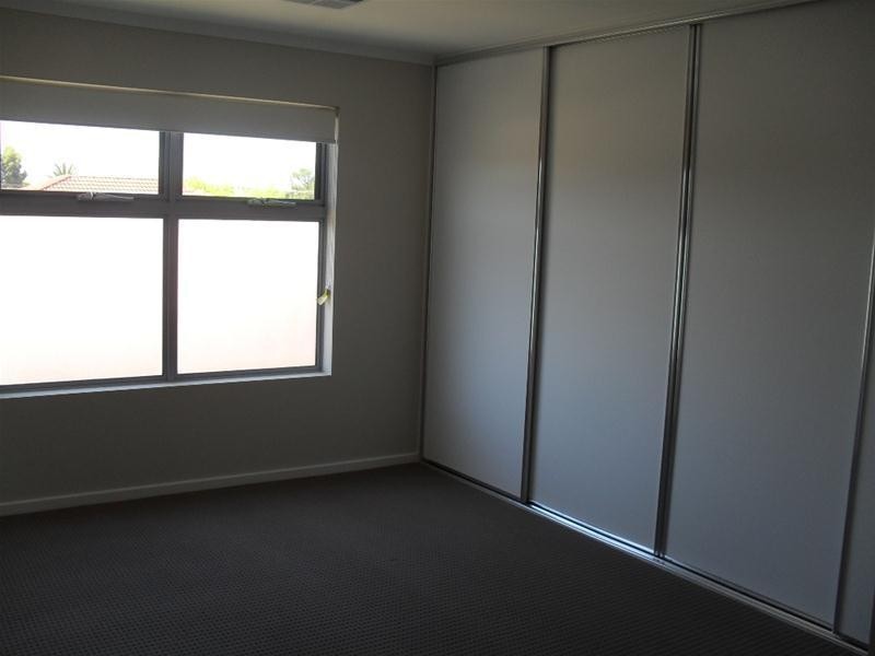 3/6 Vincent Street, Christies Beach SA 5165