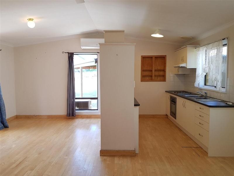 13 Manunda Way, Hallett Cove SA 5158