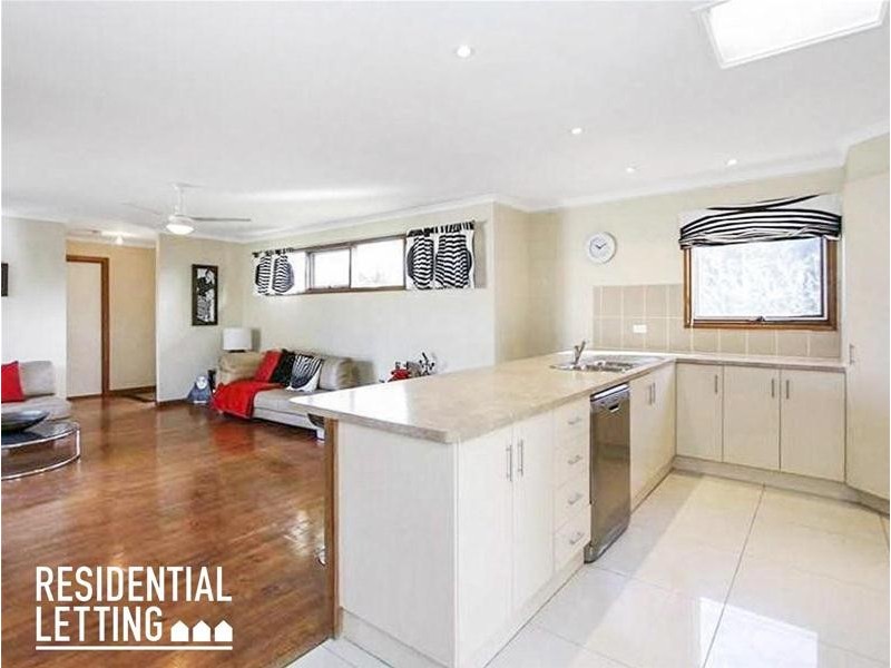 6 Simeon Crescent, Morphett Vale SA 5162