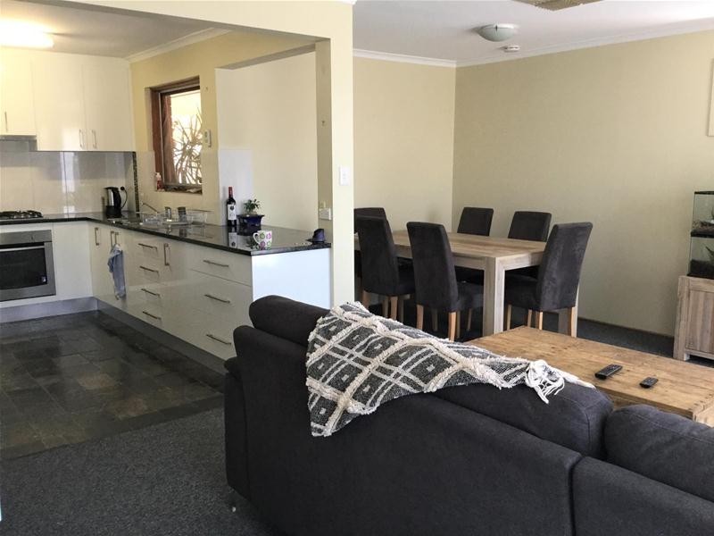 3 Manor  Court, Morphett Vale SA 5162