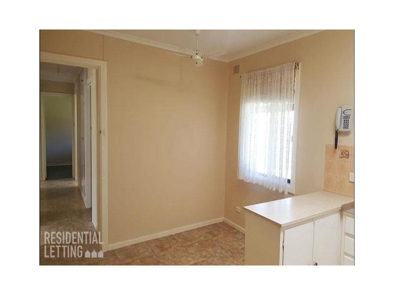 27 Morton Road, Christie Downs SA 5164