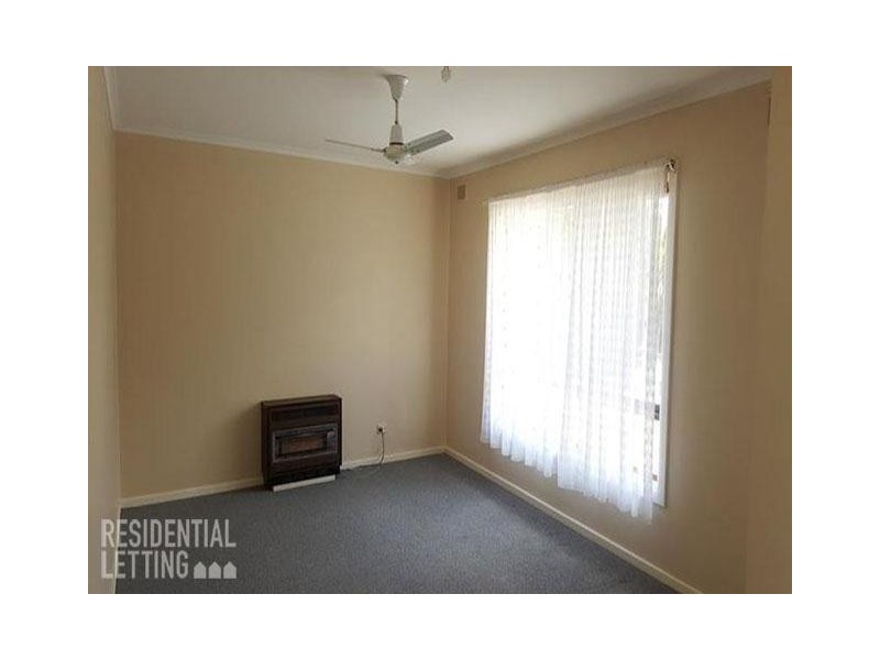 27 Morton Road, Christie Downs SA 5164