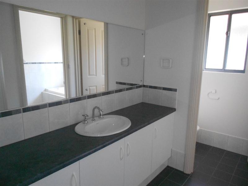 10 Aquamarine Avenue, Aldinga Beach SA 5173