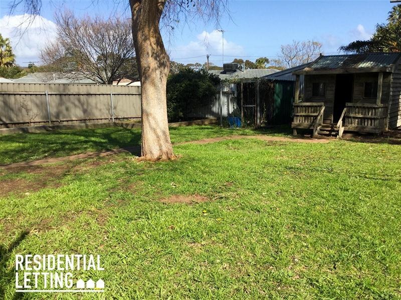 17 Leane Street, Huntfield Heights SA 5163
