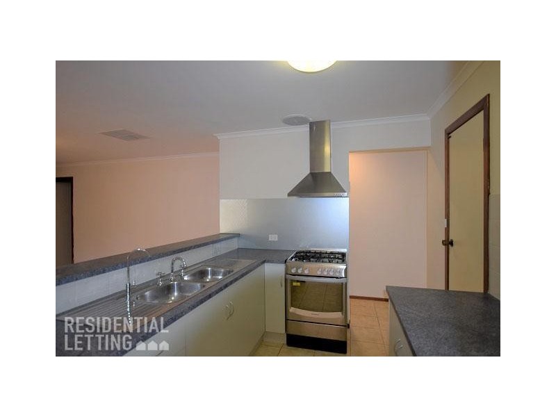 95 Investigator Drive, Woodcroft SA 5162