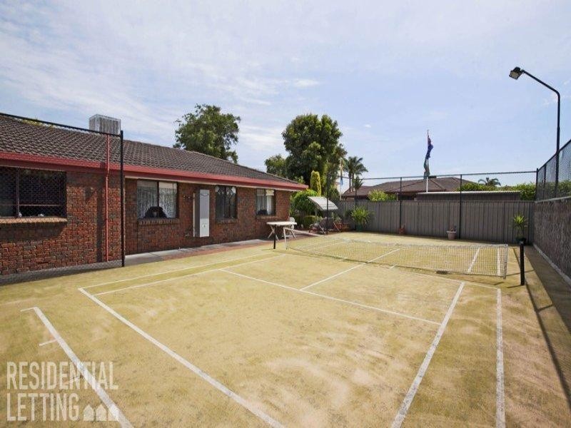 1 Lepena Crescent, Hallett Cove SA 5158