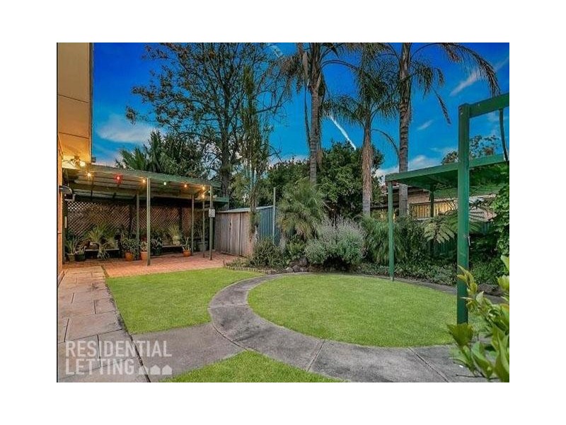 10 Raggatt Crescent, Mitchell Park SA 5043