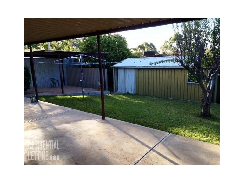 9 Barrdickson Crescent, Happy Valley SA 5159