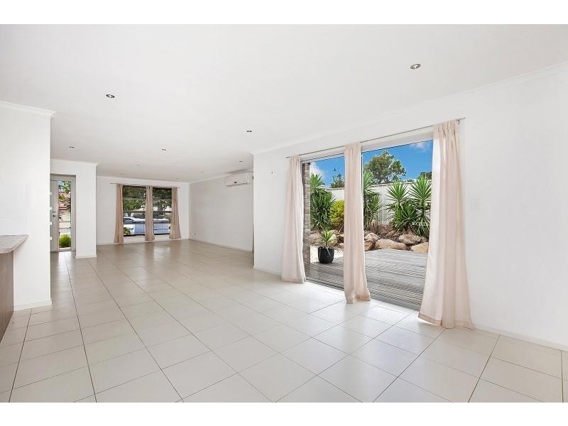 22 Fuschia Street, Huntfield Heights SA 5163