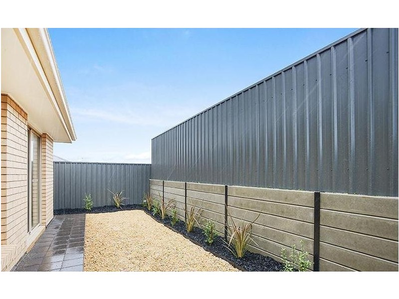 25 Karko Drive, Moana SA 5169