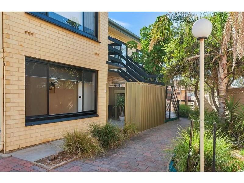 2/34B South Esplanade, Glenelg South SA 5045