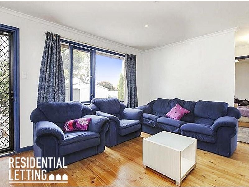 27 Narvik Crescent, Hackham West SA 5163