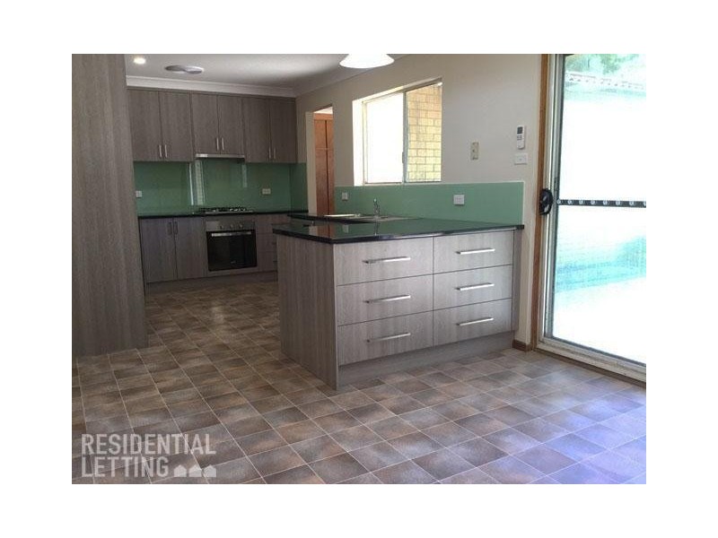 12 Scenic Way, Hackham SA 5163