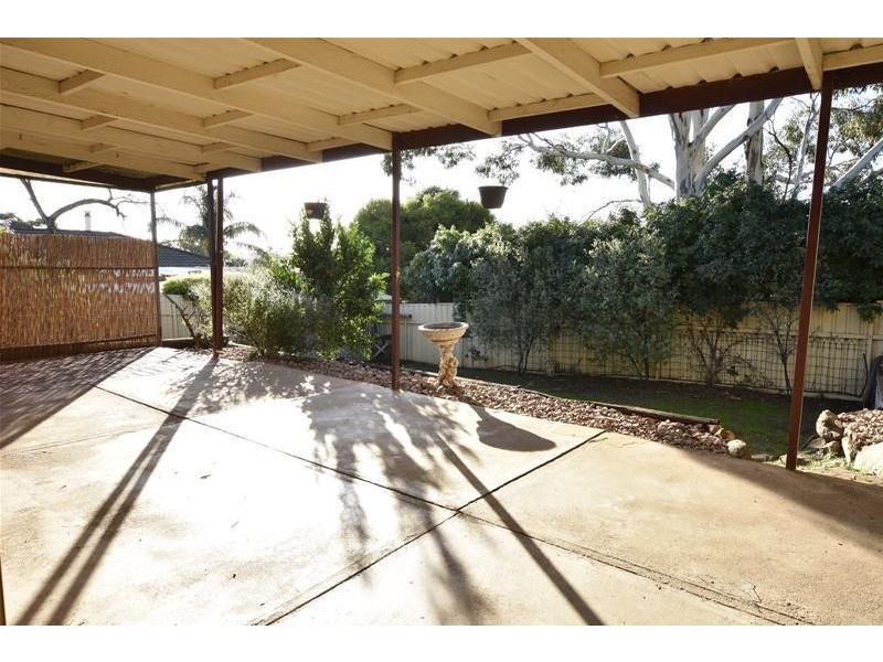 589 States Road, Hackham SA 5163