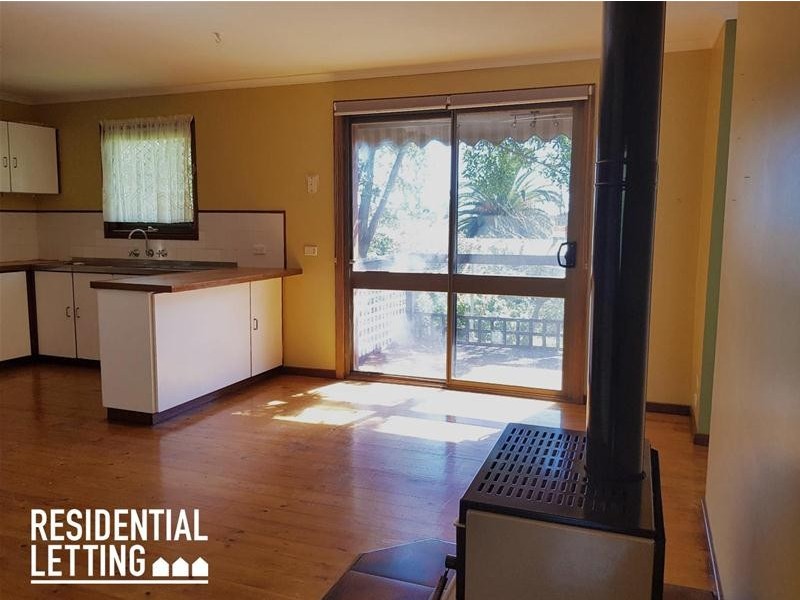 11 Regis Crescent, Christie Downs SA 5164