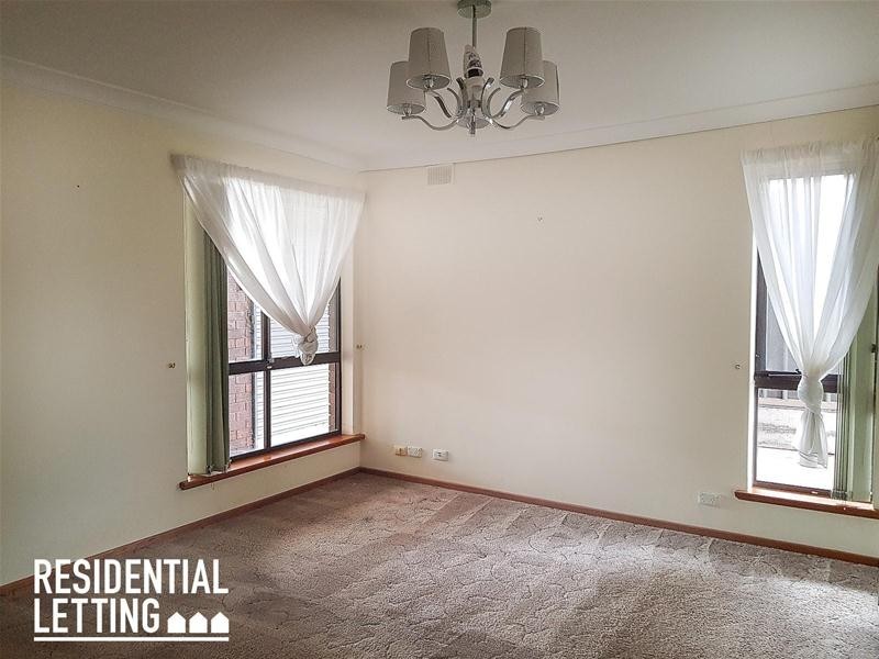 19 Kurnabinna Terrace, Hallett Cove SA 5158