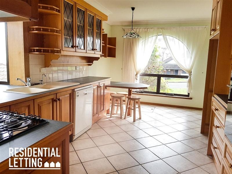 19 Kurnabinna Terrace, Hallett Cove SA 5158