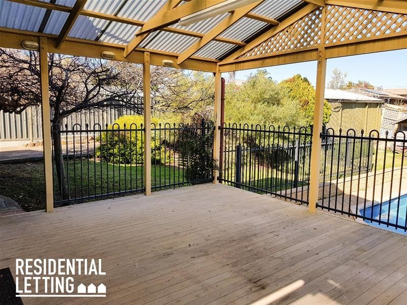 19 Kurnabinna Terrace, Hallett Cove SA 5158