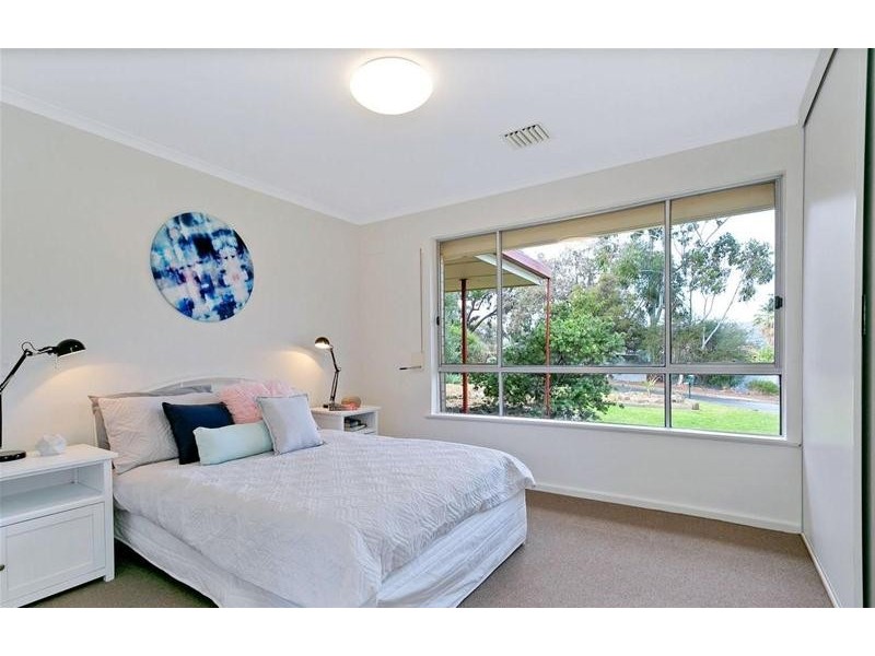 45 Oakridge Rise, Huntfield Heights SA 5163