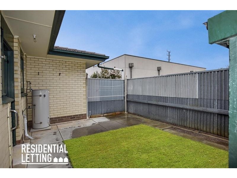 1/2 Captain Cook Avenue, Flinders Park SA 5025