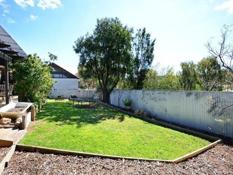 3 Bonnie Court, Christie Downs SA 5164