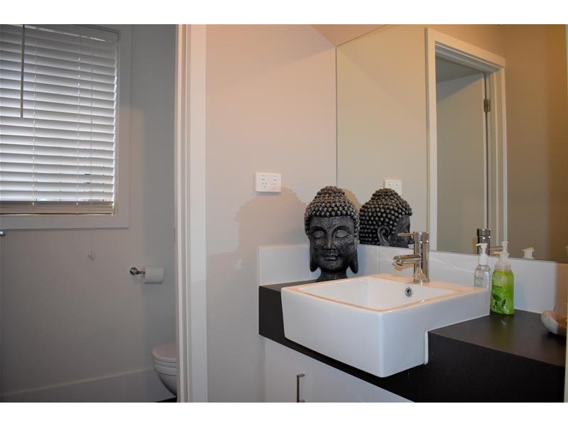 15 Sunderland Crescent, Seaford SA 5169