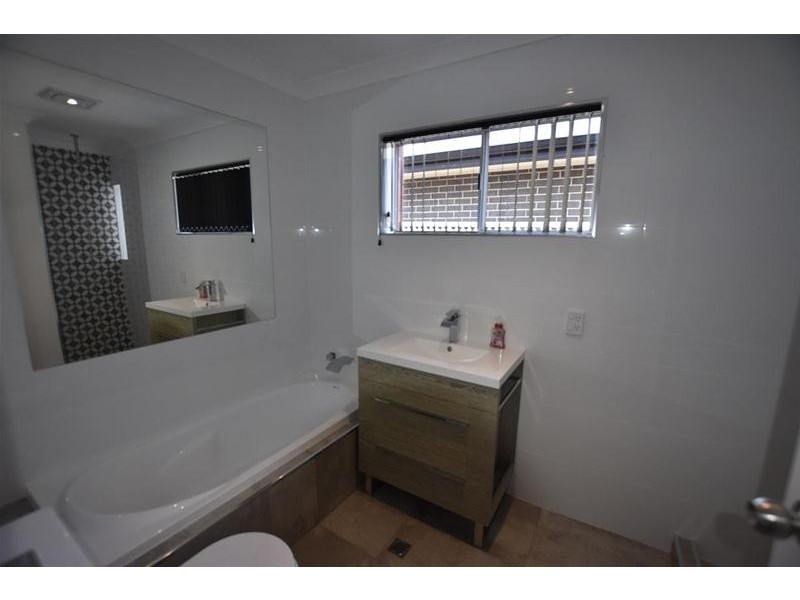 507 Commercial Road, Moana SA 5169