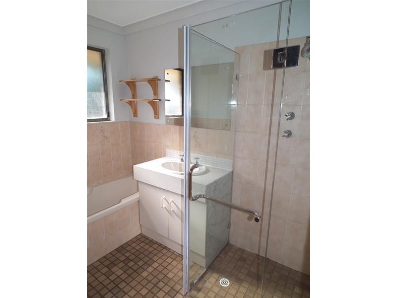 4/1 Booth Avenue, Morphett Vale SA 5162