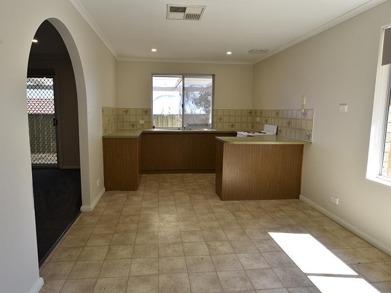 10 Barndoo Street, Hallett Cove SA 5158