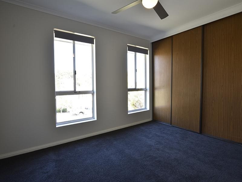 10 Barndoo Street, Hallett Cove SA 5158