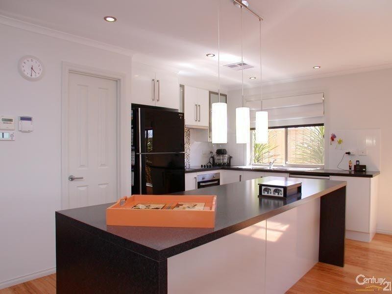 43 South Pacific Drive, Seaford Meadows SA 5169