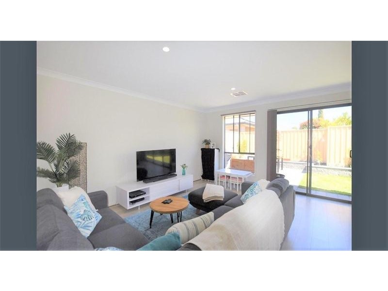 5 Senaca Place, Seaford Meadows SA 5169