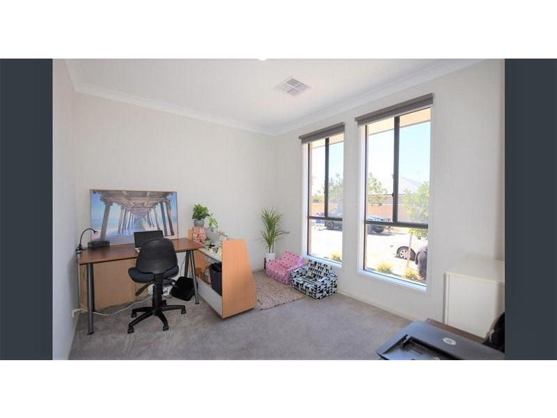 5 Senaca Place, Seaford Meadows SA 5169