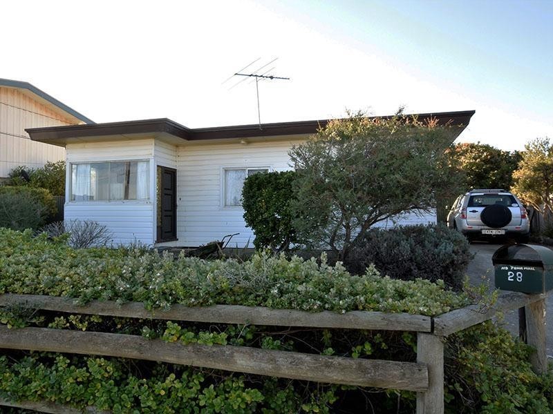 23 Fourth Avenue, Moana SA 5169