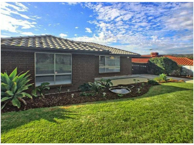 13 Essexvale Avenue, Huntfield Heights SA 5163